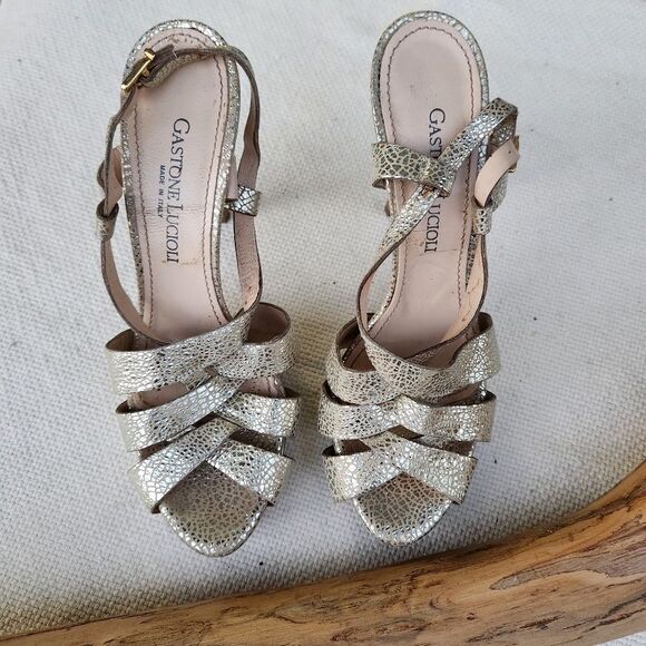Gaston Lucieli burnished gold platform heels - Picture 7 of 10